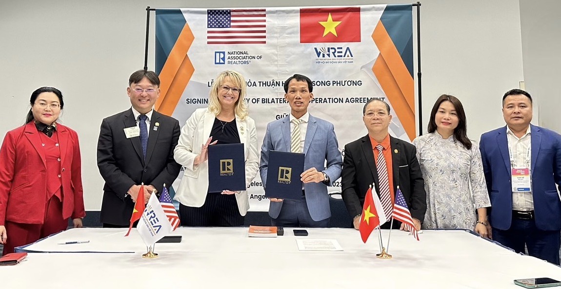 VNREA ký kết thoả thuận hợp tác song phương với Hiệp hội Môi giới Bất động sản Hoa Kỳ 